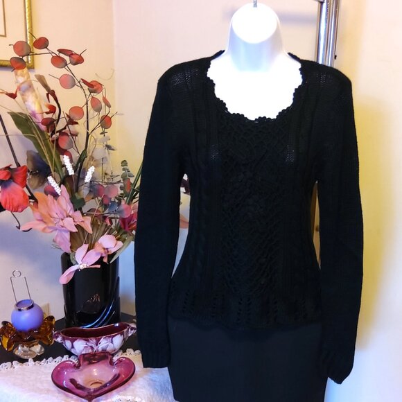 NWT Women’s Black Lightweight Long Sleeve Crochet Cardigan Pullover Sweater - Picture 3 of 7